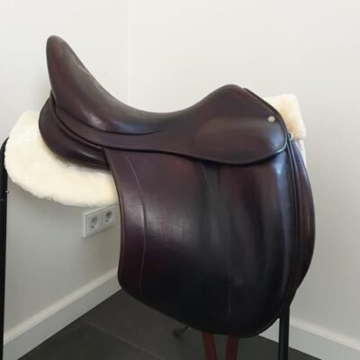 SELLE DE DRESSAGE CHILDERIC